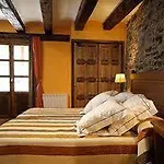 Casa Rafeleta Otel 2*
