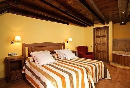 מלון Casa Rafeleta