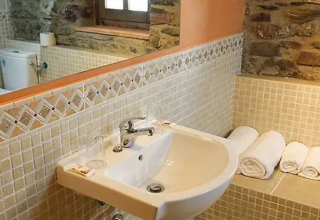 Casa Rafeleta 2*