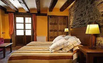 Casa Rafeleta Hotel 2*