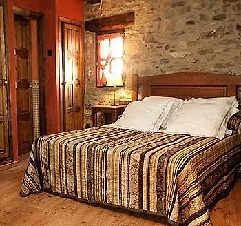 Otel Casa Rafeleta 2*